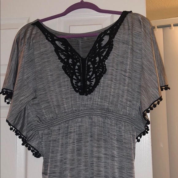 Dress - Picture 2 of 4